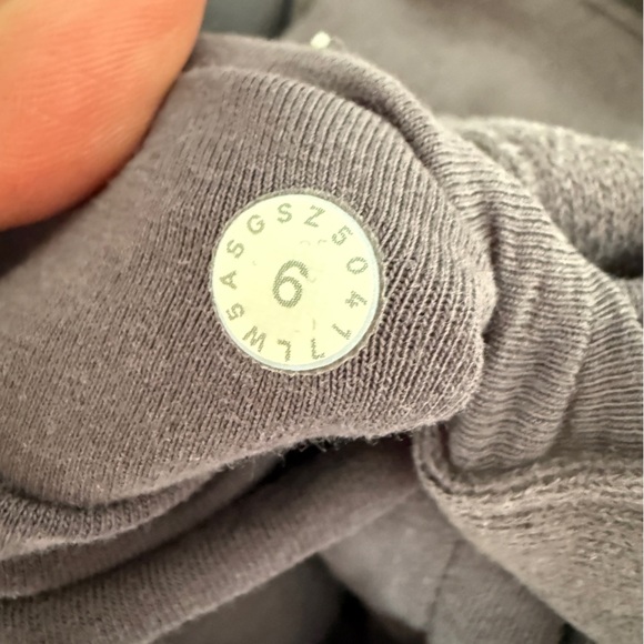 Lululemon Get Going Jogger in Dark Shadow - a Dark Purple /Grey Jogger - Picture 5 of 7